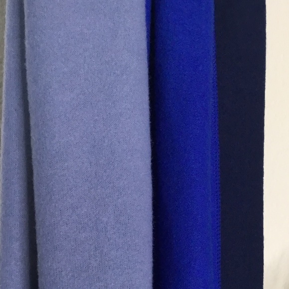 NWT Donni. Sweater Trio Scarf - Picture 4 of 5